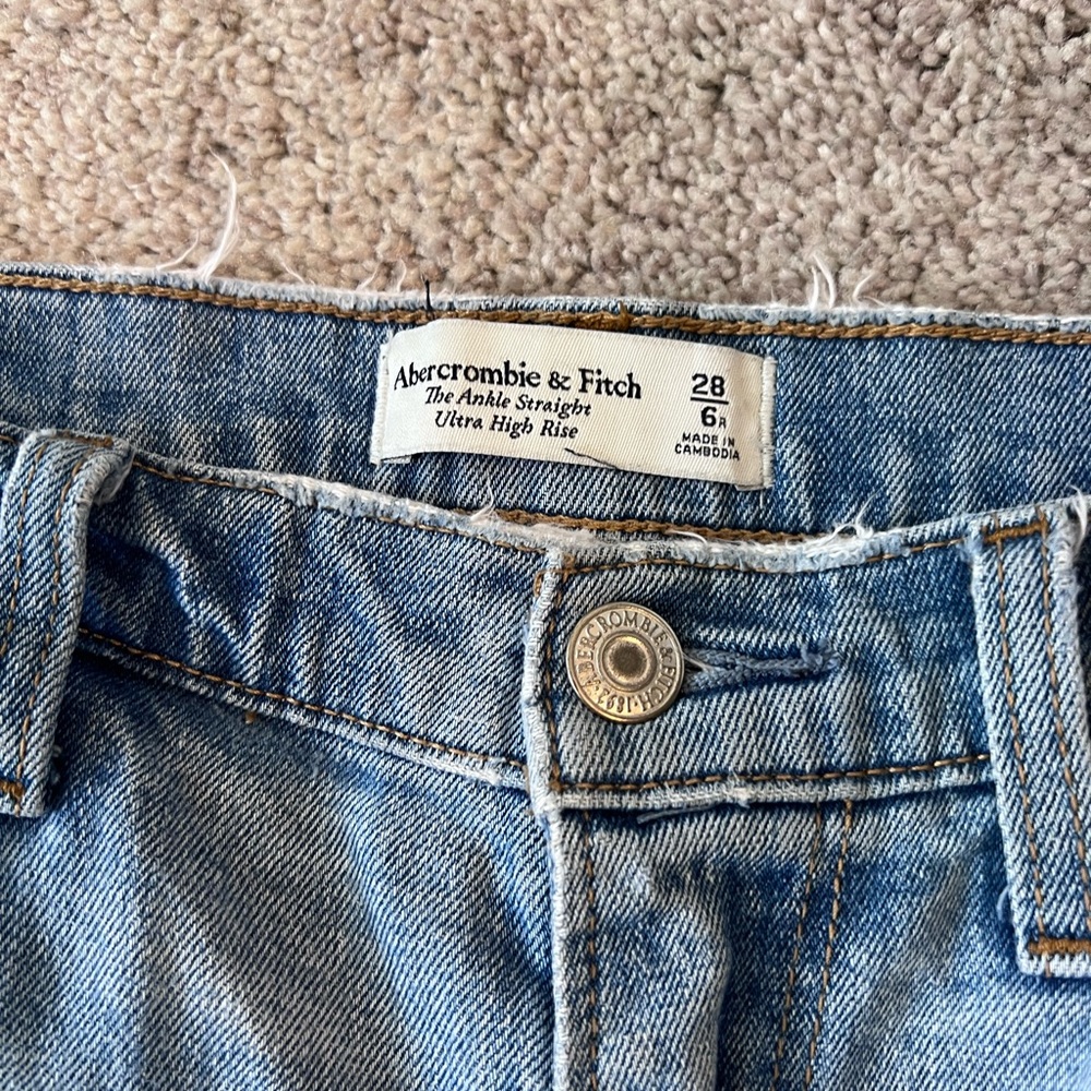 Ultra high rise ankle straight jean- light wash